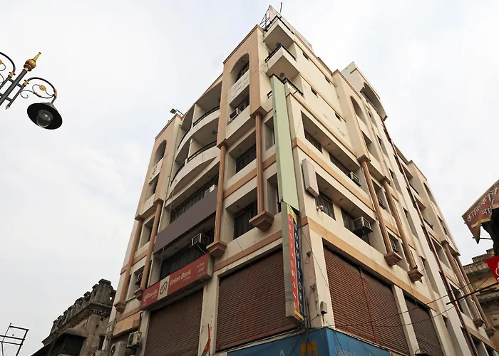 Oyo Flagship 118 Atithi Satkar